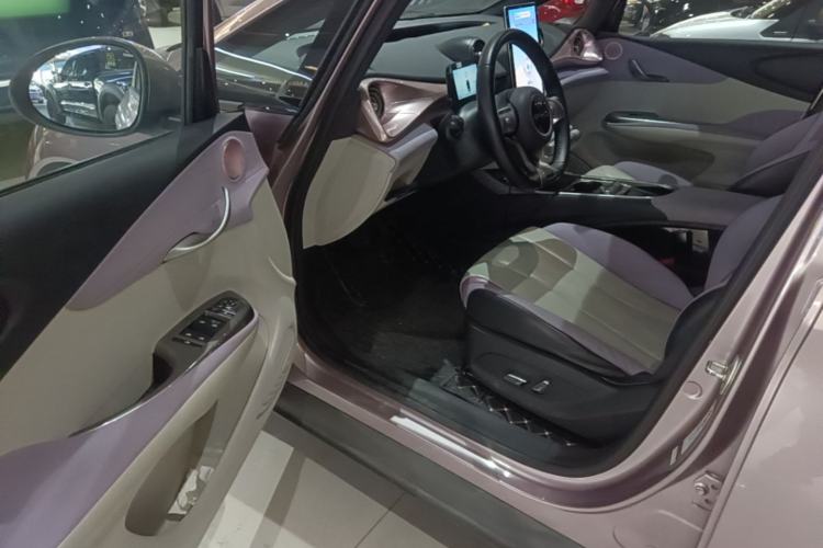 Used BYD Dolphin 2023 420 km Free Version Driver Seat