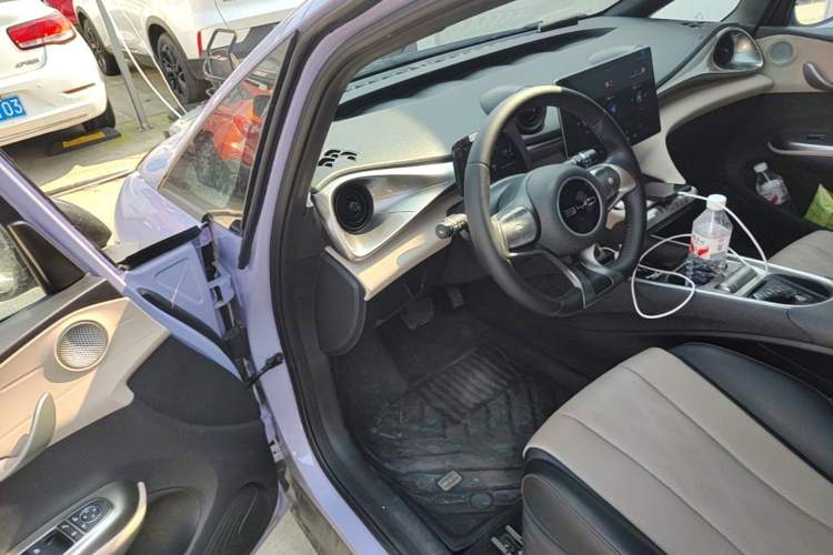 Used BYD Dolphin 2023 420 km Free Version Driver Seat