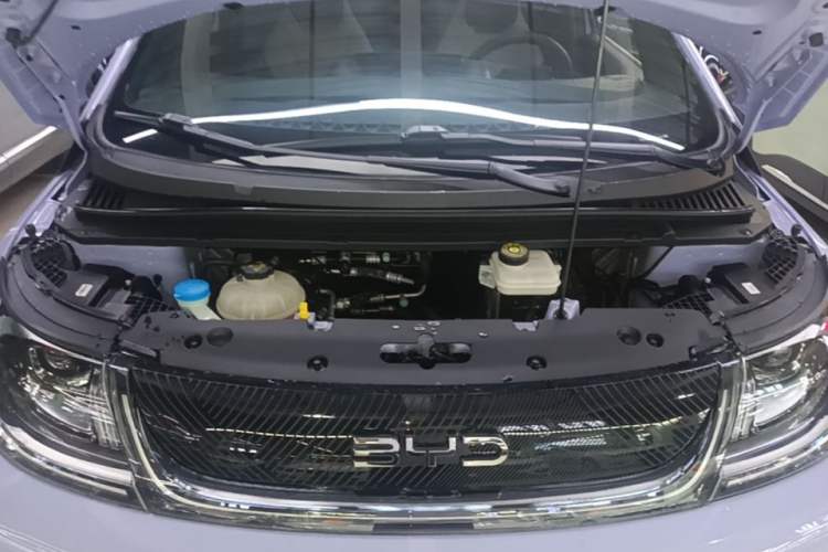 Used BYD Dolphin 2023 420 km Fashion Edition Engine Bay