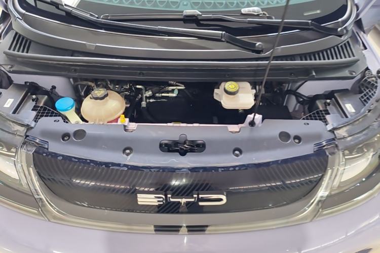Used BYD Dolphin 2023 420 km Fashion Edition Engine Bay