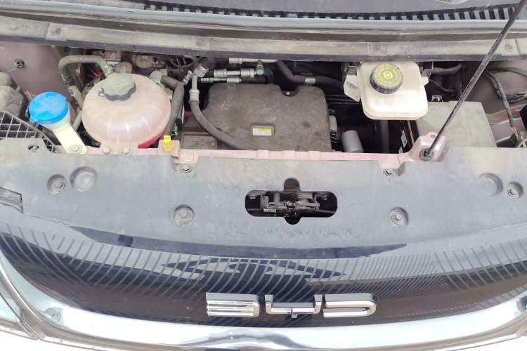 Used BYD Dolphin 2023 420 km Fashion Edition Engine Bay