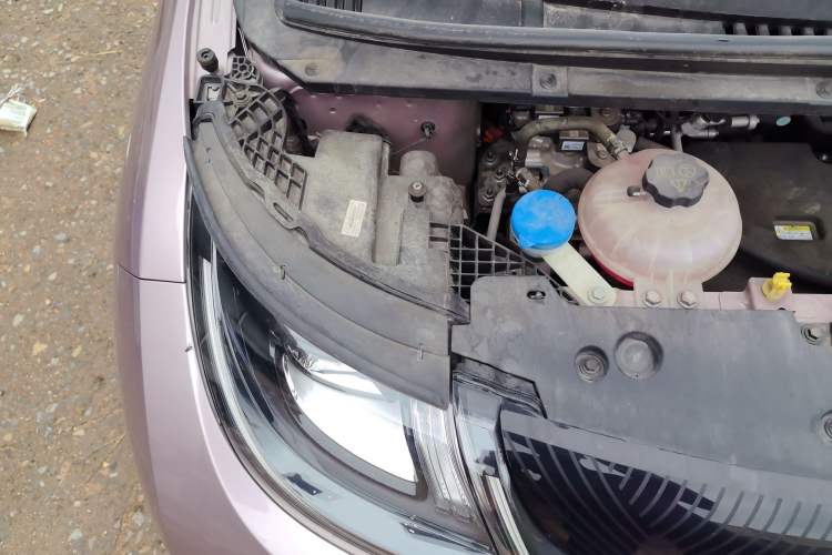 Used BYD Dolphin 2023 420 km Fashion Edition Engine Bay Right