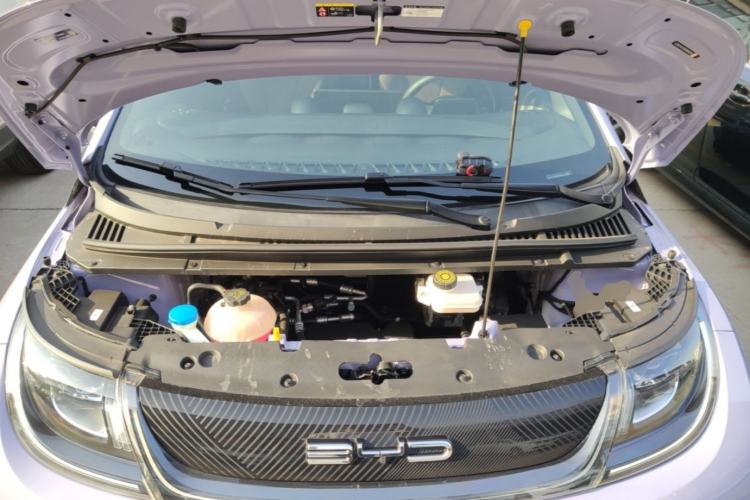 Used BYD Dolphin 2023 420 km Fashion Edition Engine Bay