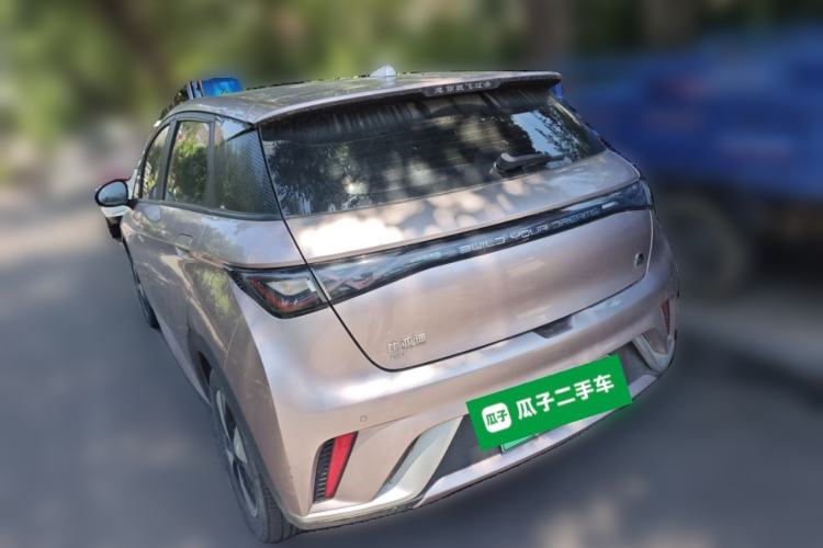 Used BYD Dolphin 2023 420 km Fashion Edition Exterior 3
