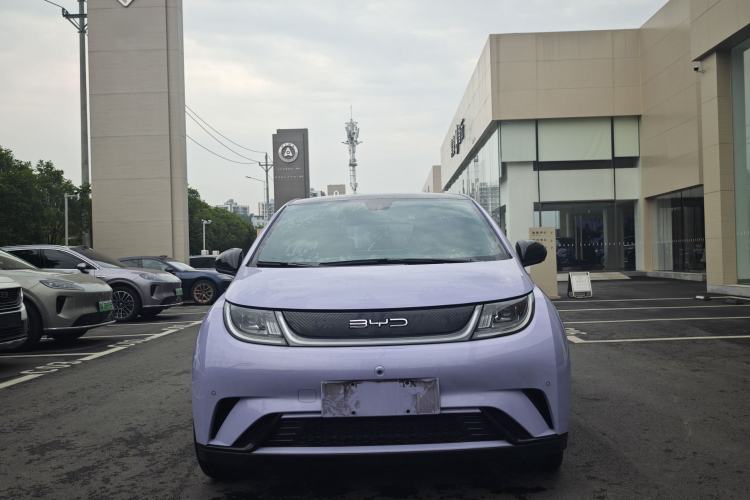 Used BYD Dolphin 2023 420 km Fashion Edition Exterior 4