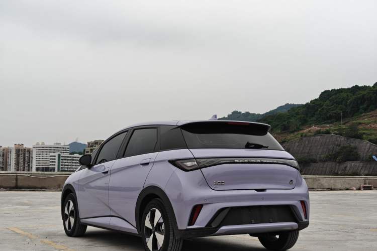 Used BYD Dolphin 2023 420 km Fashion Edition Exterior 7