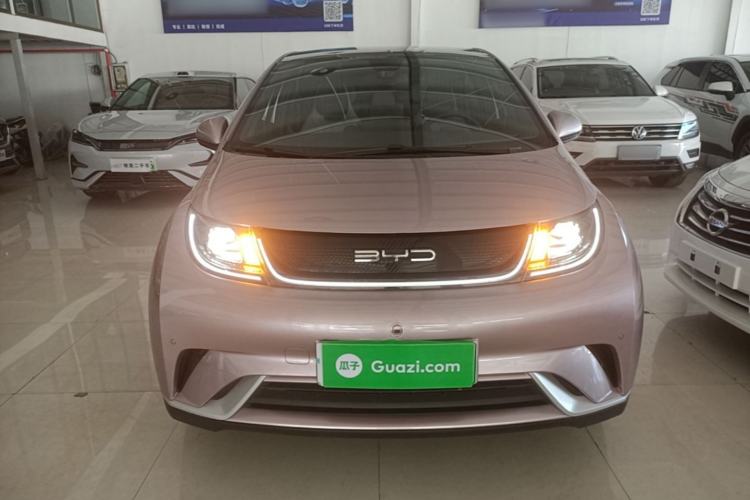 Used BYD Dolphin 2023 420 km Fashion Edition Front