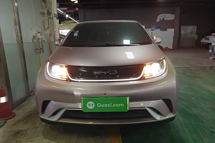 Used BYD Dolphin 2023 420 km Free Version Front