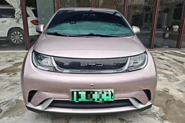 Used BYD Dolphin 2023 420 km Free Version Front