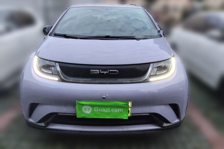 Used BYD Dolphin 2023 420 km Free Version Front
