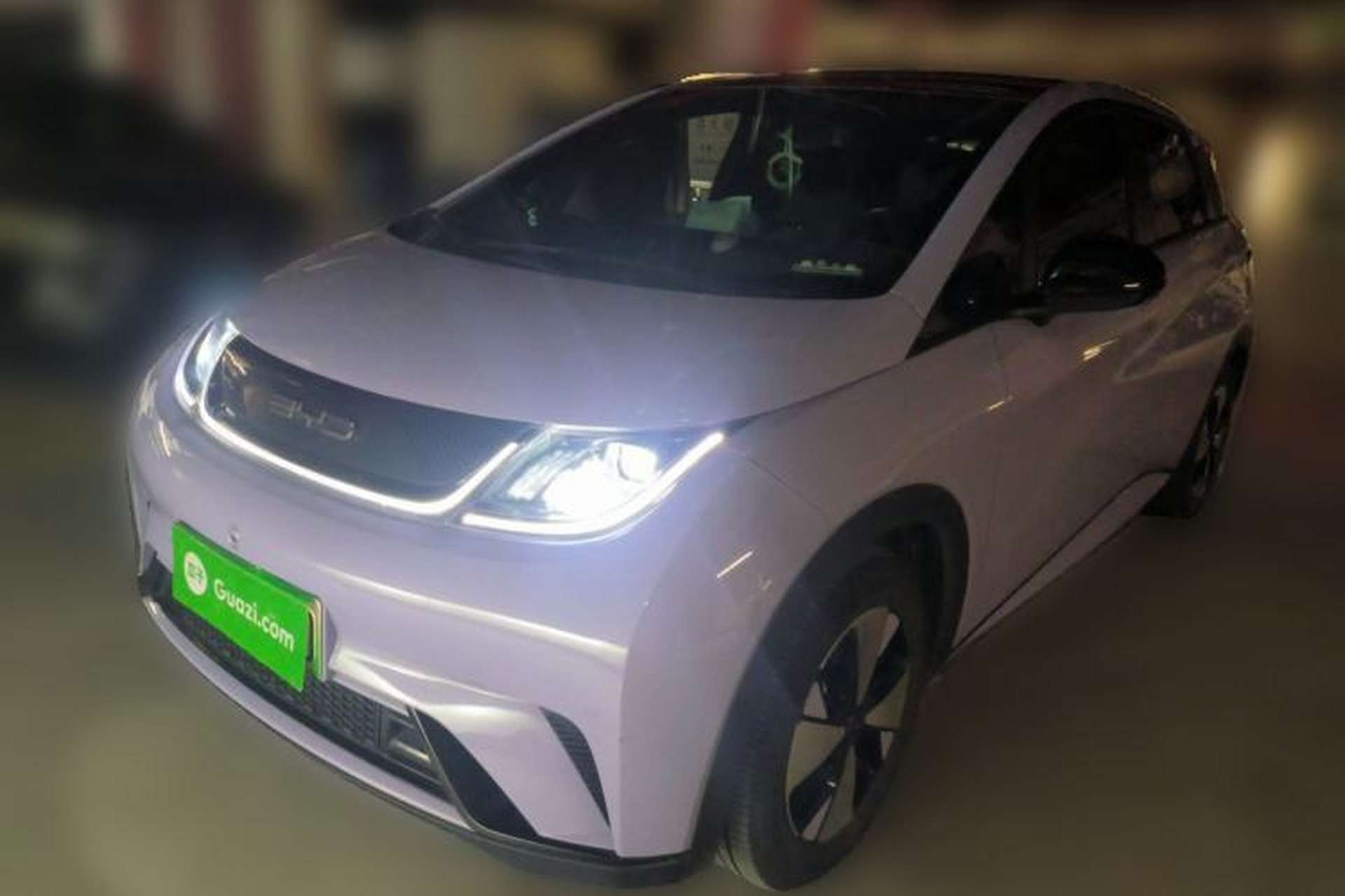 Used BYD Dolphin 2023 420 km Fashion Edition Front Left 45 Deg