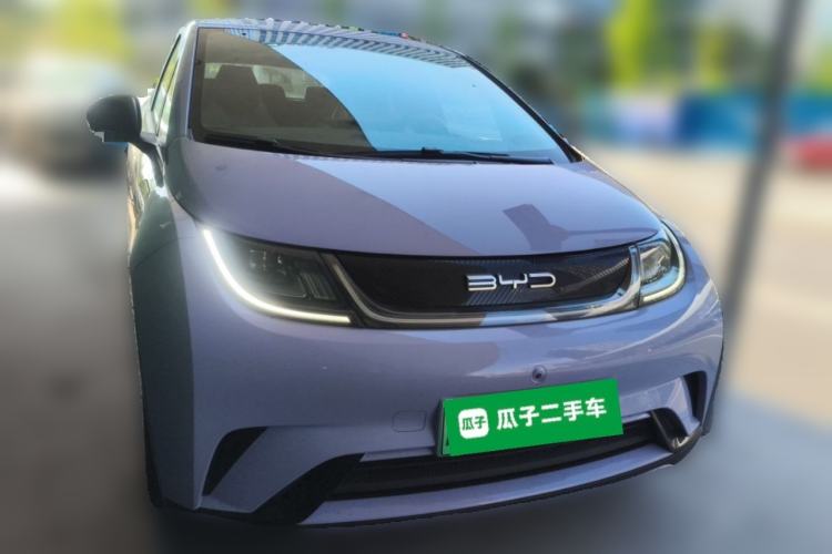 Used BYD Dolphin 2023 420 km Free Version Front Right 45 Deg