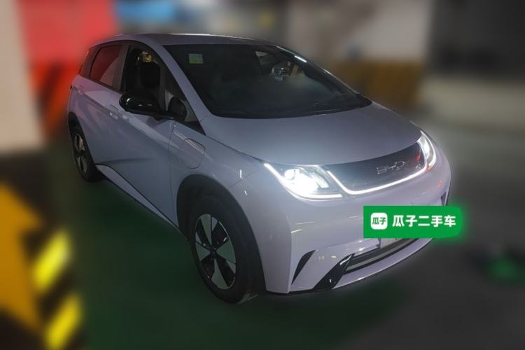 Used BYD Dolphin 2023 420 km Free Version Front Right 45 Deg
