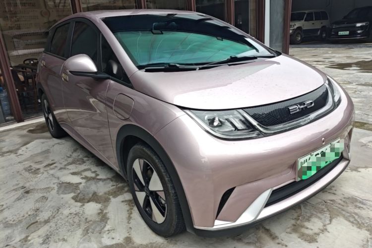 Used BYD Dolphin 2023 420 km Free Version Front Right 45 Deg