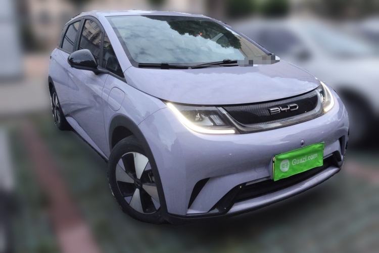 Used BYD Dolphin 2023 420 km Free Version Front Right 45 Deg