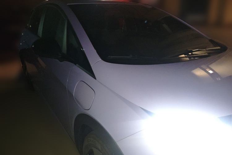 Used BYD Dolphin 2023 420 km Free Version Front Right 45 Deg