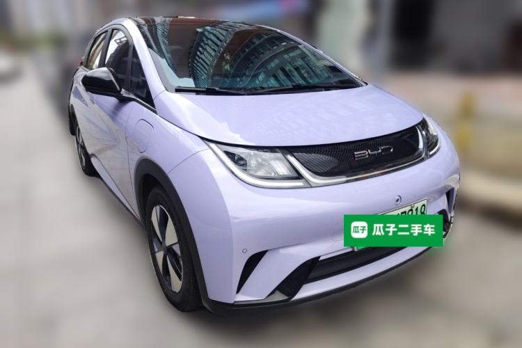 Used BYD Dolphin 2023 420 km Fashion Edition Front Right 45 Deg