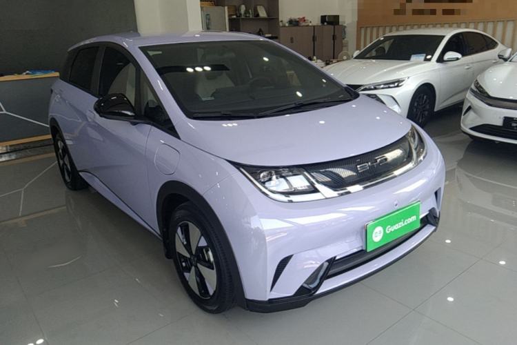 Used BYD Dolphin 2023 420 km Free Version Front Right 45 Deg