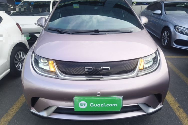 Used BYD Dolphin 2023 420 km Fashion Edition Front