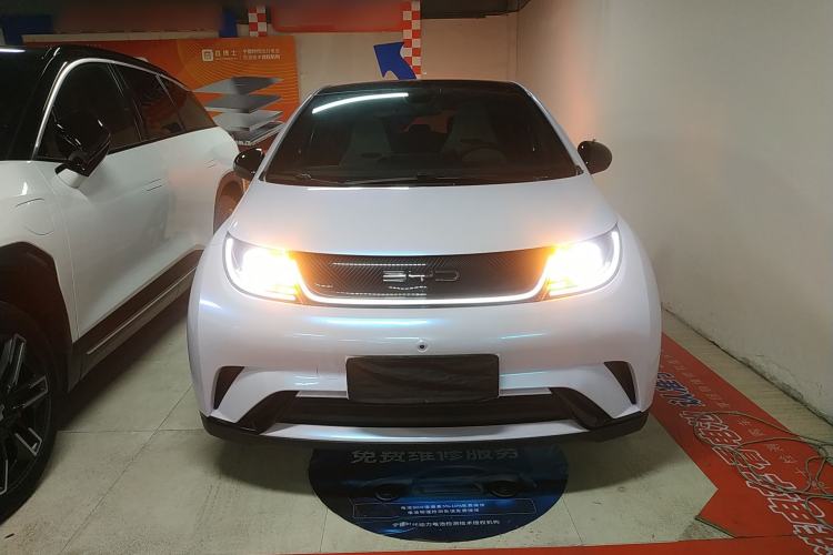 Used BYD Dolphin 2023 420 km Fashion Edition Front