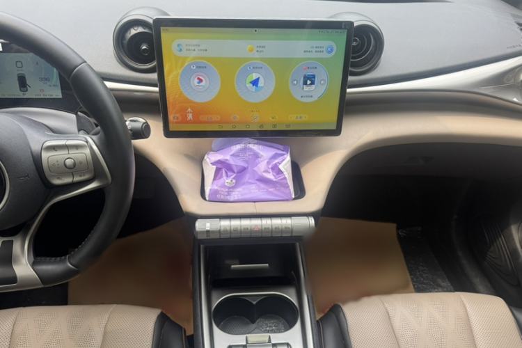 Used BYD Dolphin 2023 420 km Fashion Edition Gear Lever
