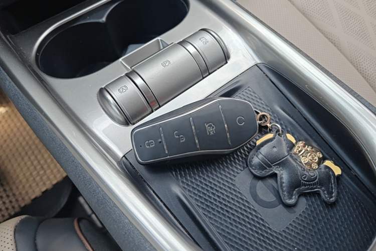 Used BYD Dolphin 2023 420 km Fashion Edition Interior 1