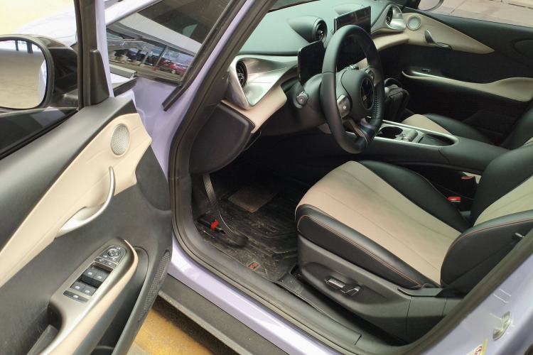 Used BYD Dolphin 2023 420 km Fashion Edition Interior 3
