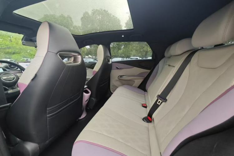 Used BYD Dolphin 2023 420 km Fashion Edition Interior 3