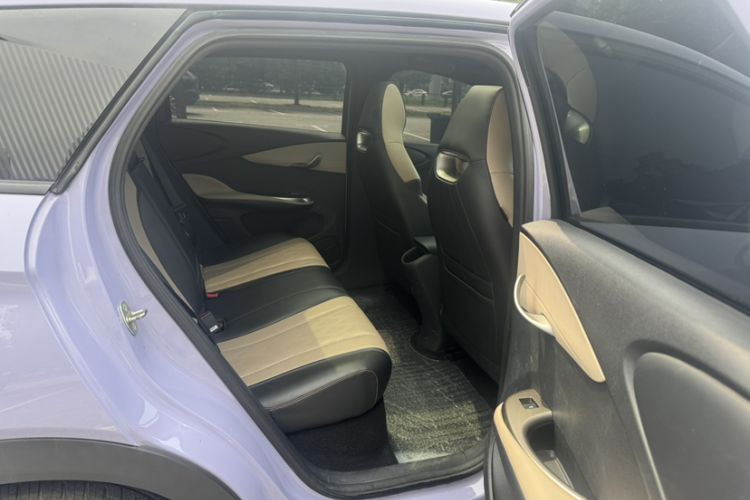 Used BYD Dolphin 2023 420 km Fashion Edition Interior 5