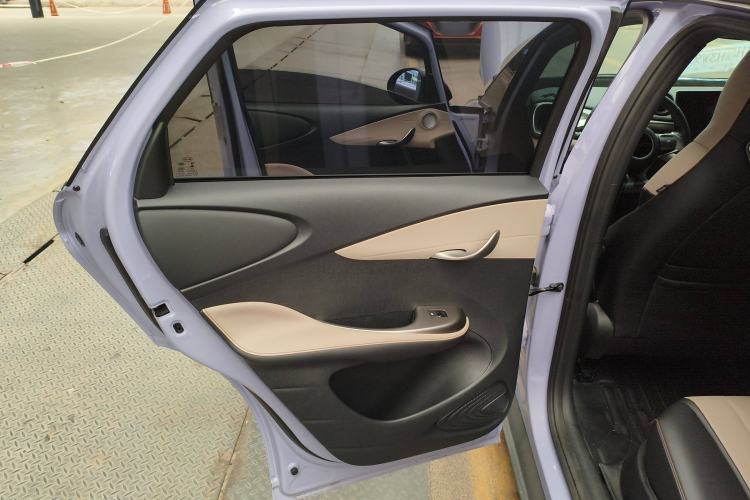 Used BYD Dolphin 2023 420 km Fashion Edition Interior 8