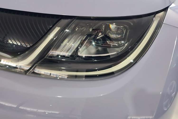 Used BYD Dolphin 2023 420 km Fashion Edition Left Front Headlight