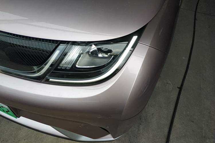 Used BYD Dolphin 2023 420 km Fashion Edition Left Front Headlight