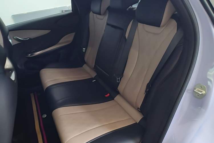 Used BYD Dolphin 2023 420 km Fashion Edition Left Rear Seat