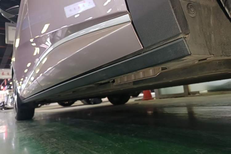 Used BYD Dolphin 2023 420 km Free Version Left Side Sill