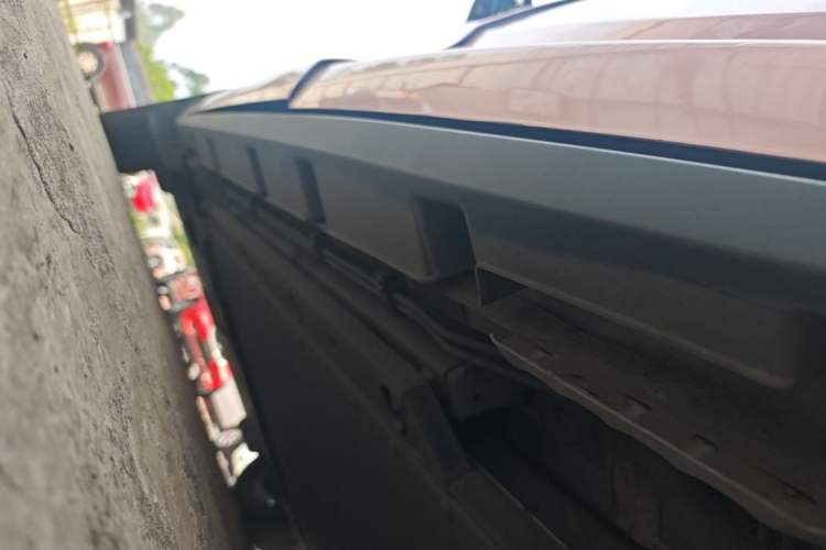 Used BYD Dolphin 2023 420 km Fashion Edition Left Side Sill