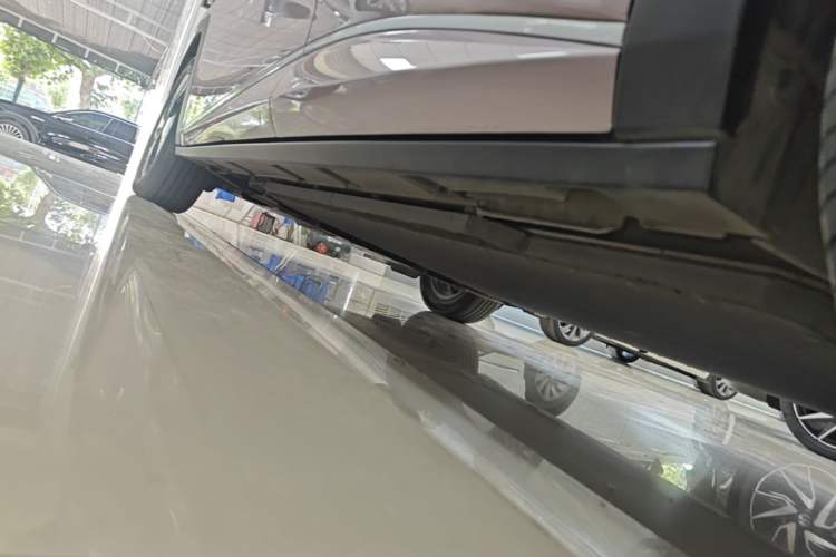 Used BYD Dolphin 2023 420 km Fashion Edition Left Side Sill