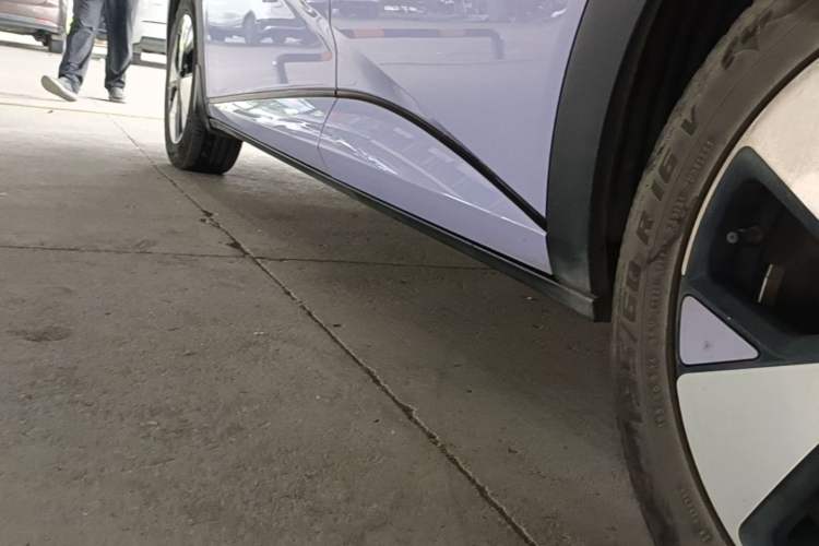 Used BYD Dolphin 2023 420 km Fashion Edition Left Side Sill