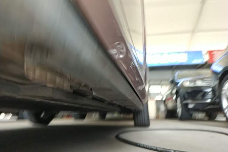 Used BYD Dolphin 2023 420 km Fashion Edition Left Side Sill