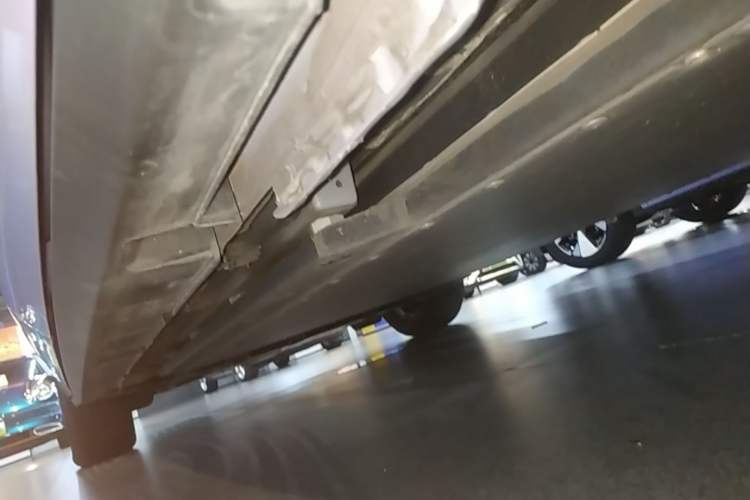 Used BYD Dolphin 2023 420 km Fashion Edition Left Side Sill