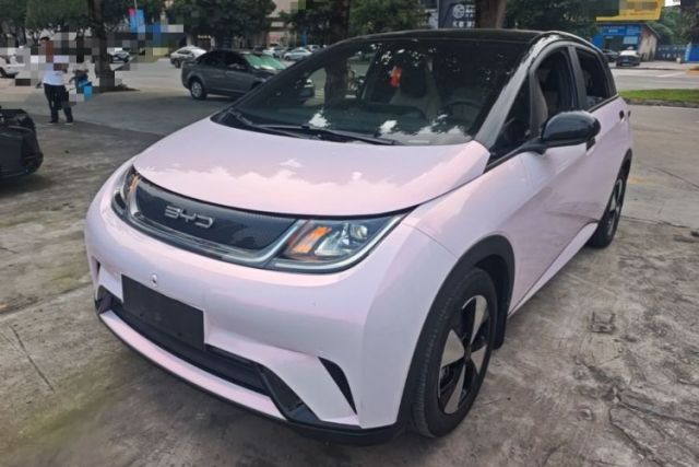 Used BYD Dolphin 2023 420 km Fashion Edition