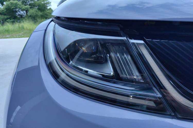 Used BYD Dolphin 2023 420 km Free Version Right Front Headlight