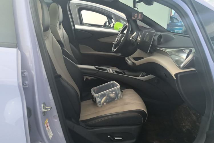 Used BYD Dolphin 2023 420 km Fashion Edition Right Front Seat