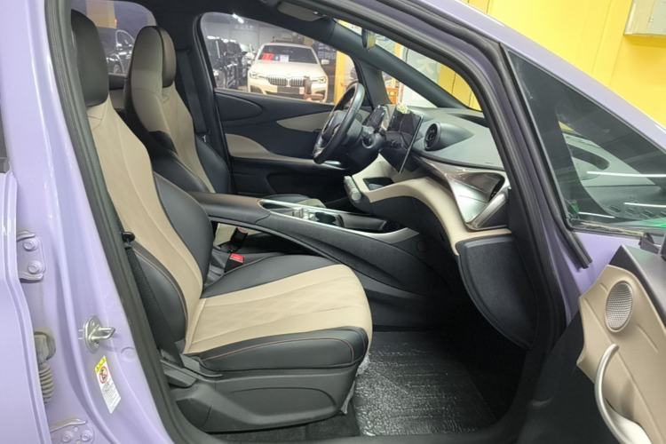 Used BYD Dolphin 2023 420 km Free Version Right Front Seat