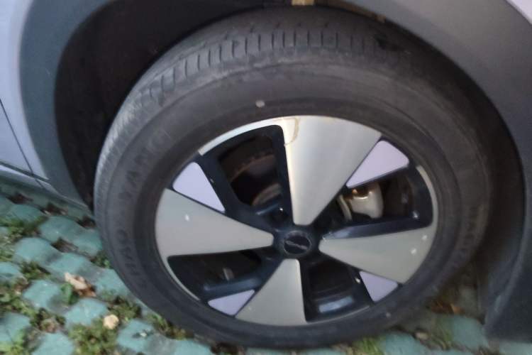 Used BYD Dolphin 2023 420 km Free Version Right Front Wheel Hub