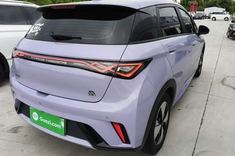 Used BYD Dolphin 2023 420 km Fashion Edition Right Rear Taillight