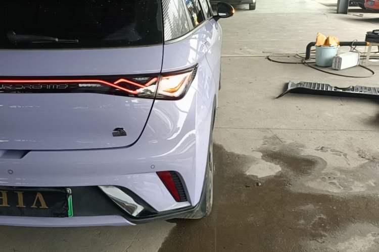 Used BYD Dolphin 2023 420 km Fashion Edition Right Rear Taillight