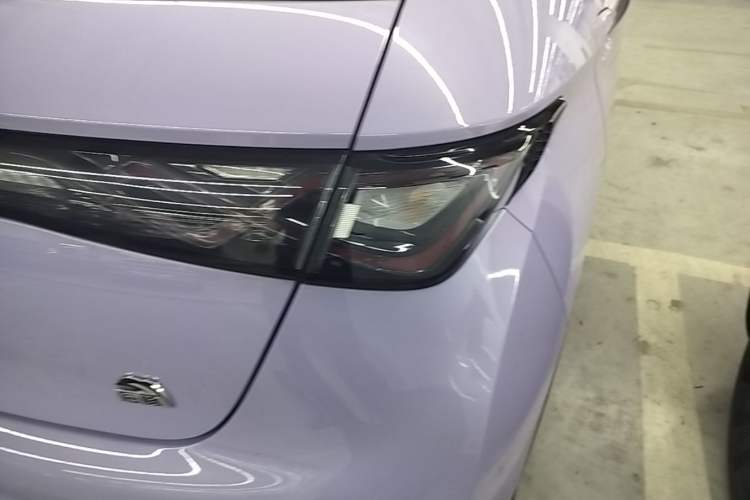 Used BYD Dolphin 2023 420 km Fashion Edition Right Rear Taillight