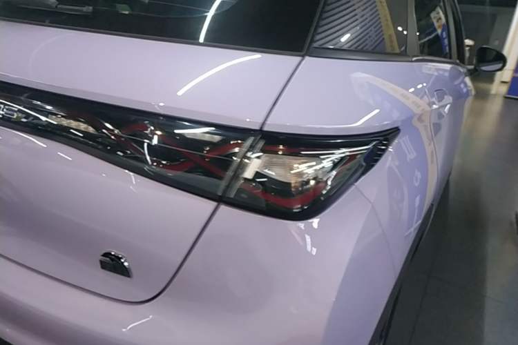Used BYD Dolphin 2023 420 km Free Version Right Rear Taillight