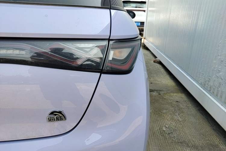 Used BYD Dolphin 2023 420 km Free Version Right Rear Taillight