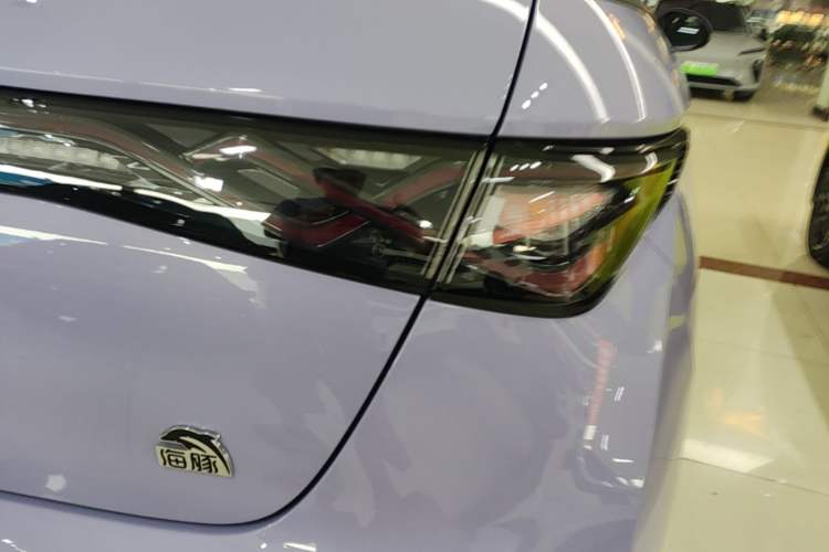 Used BYD Dolphin 2023 420 km Free Version Right Rear Taillight